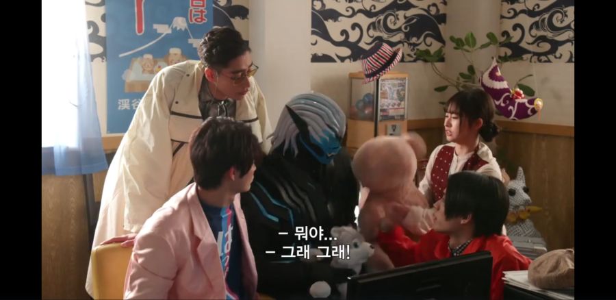 [가면라이더 리바이스] 사람 5명 + 악마 1명이 모일때 발생하는 일_13.jpg