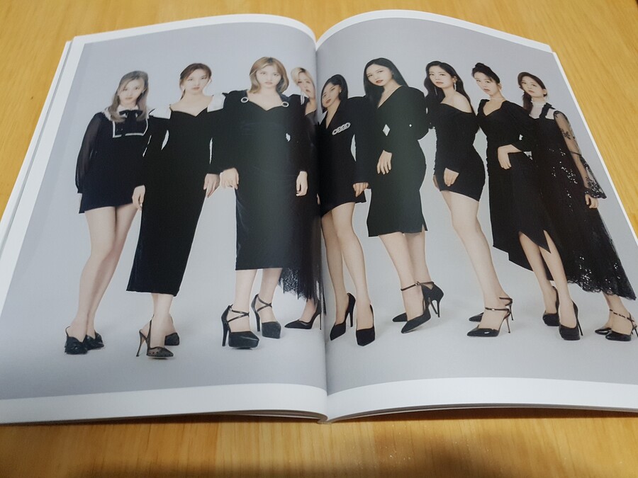 트와이스 진 포토북_24.jpg