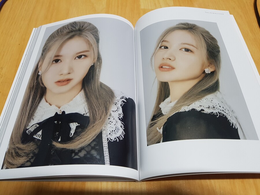 트와이스 진 포토북_32.jpg