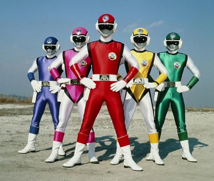 전대물) 수트는 대략 어느정도 뻥투력이 있을까?_6.jpg