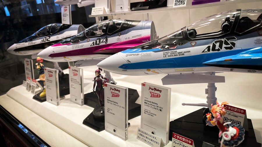 [맥스팩토리] PLAMAX 기수 컬렉션 시리즈 전시 이미지_3.jpg