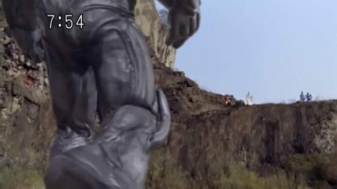 전대물) 어떤 개그캐가 최종보스_46.png