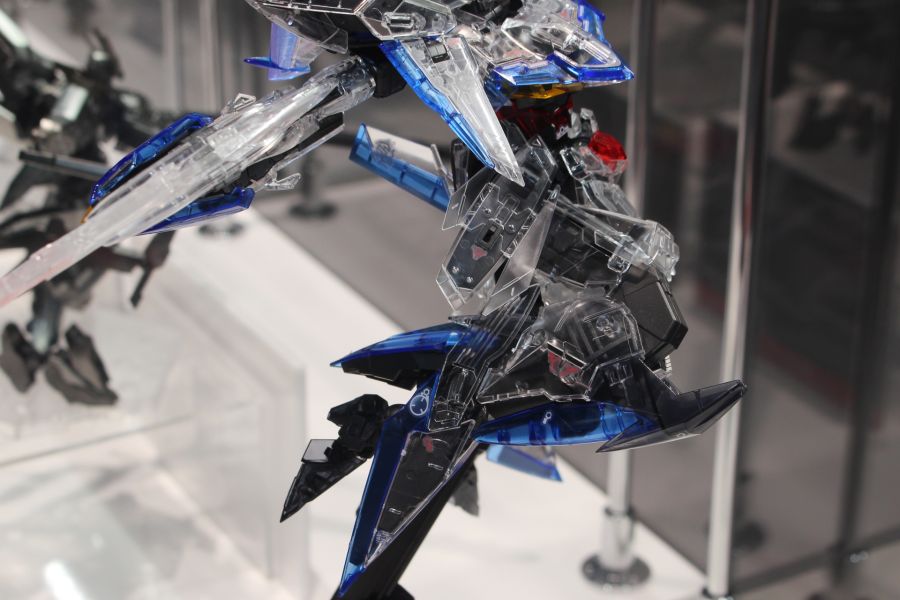 MG 이클립스 건담 [클리어 컬러] 전시 사진_12.jpg