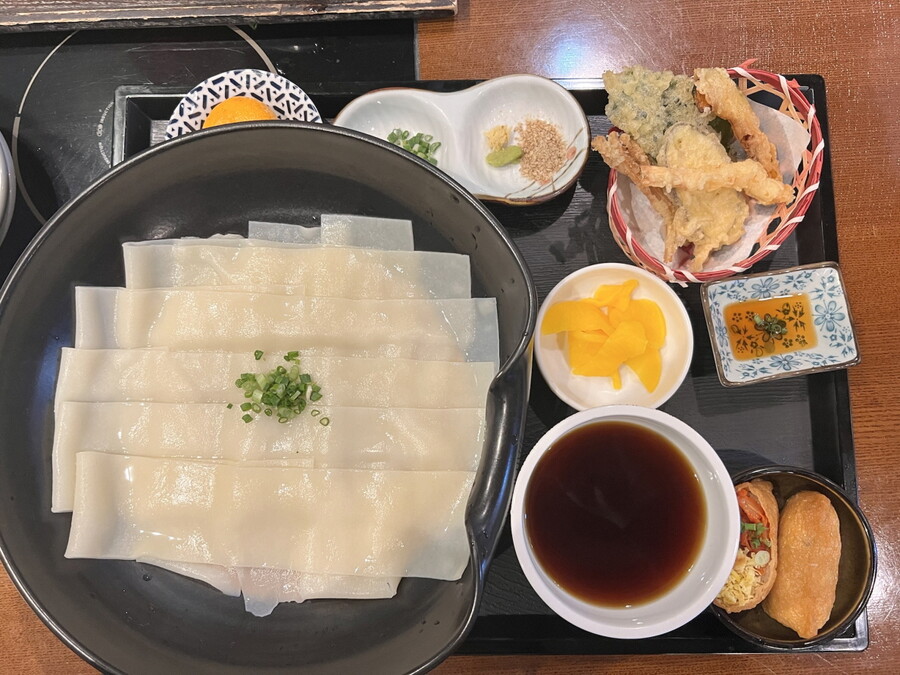 하루에 20인분 판매하는 납작우동