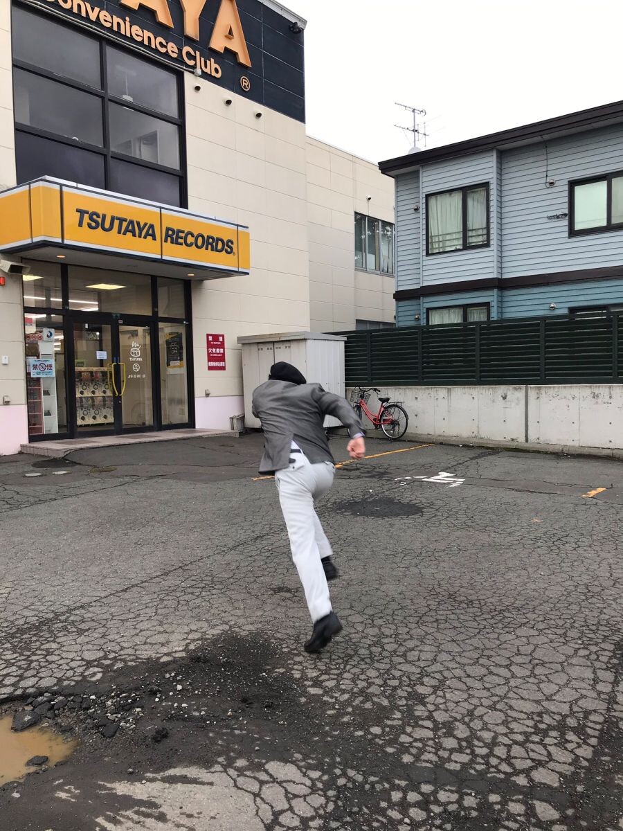 호에로펜) 서점난입편(실사)_13.jpg