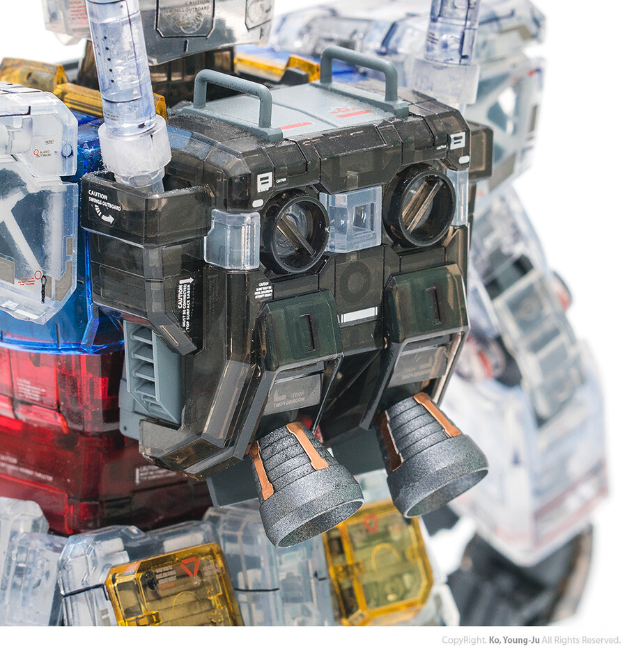 MG 퍼스트 건담 3.0 클리어 컬러 (RX-78-2 Gundam) 리뷰_21.jpg