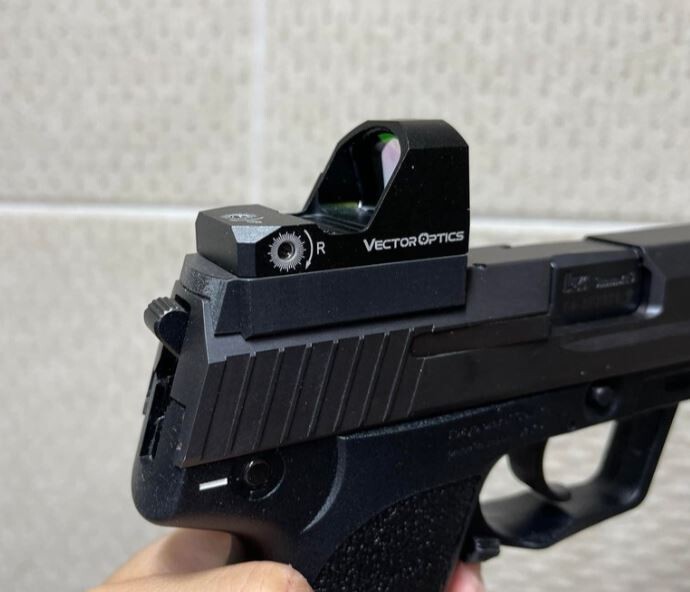 [자작] 마루이 USP 컴펜세이터 겸 트레이서 어댑터 + 도트 마운트 설계_6.jpg