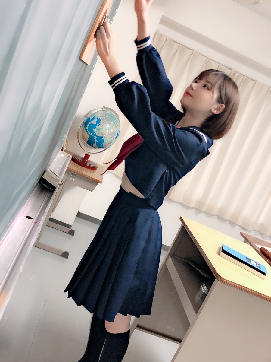이게 4년 전 후카다 에이미인데_2.jpg