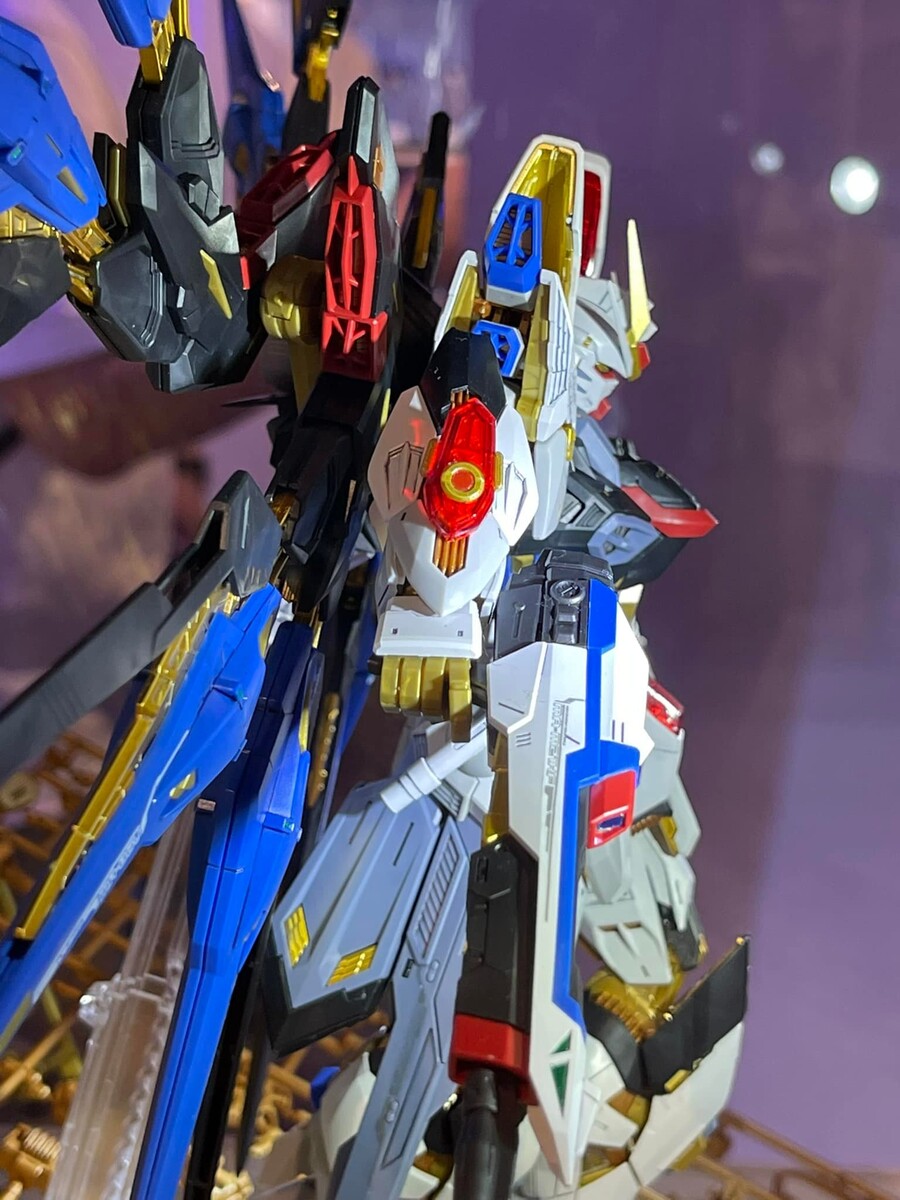 [반다이] MGEX 스트라이크 프리덤 건담 전시사진_13.jpg