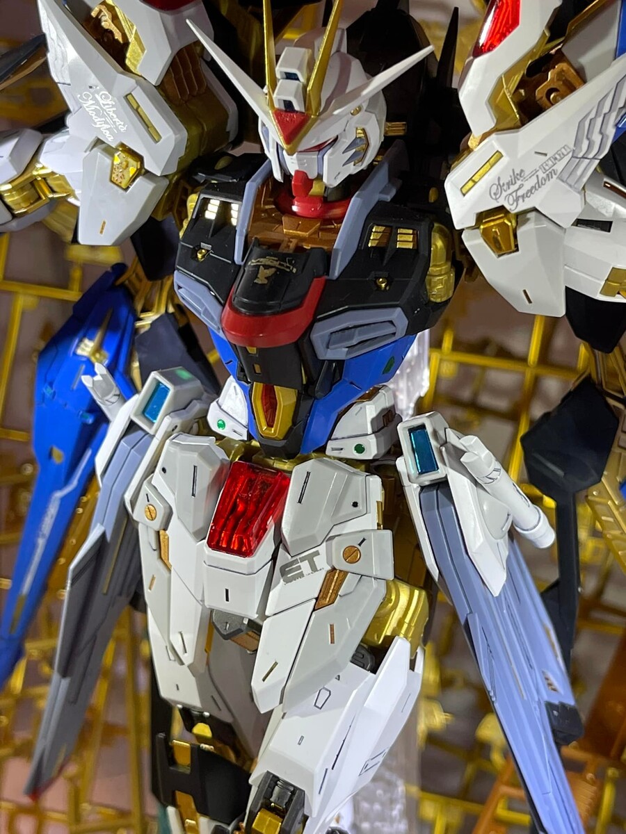 [반다이] MGEX 스트라이크 프리덤 건담 전시사진_22.jpg