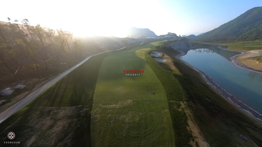 골프장에서 FPV드론으로 골프공처럼 실제 날아본다면?_2.jpg