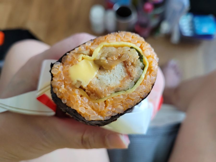 처갓집 양념치킨 김밥?!_2.jpg
