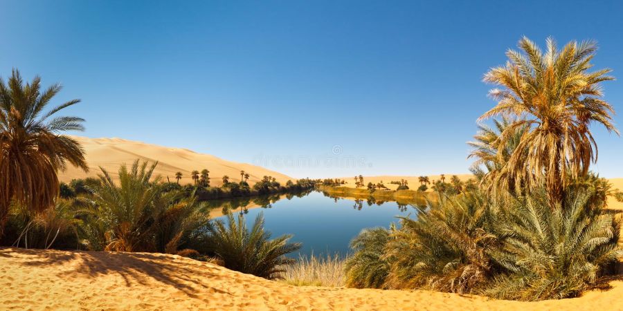 umm-al-ma-lake-desert-oasis-sahara-libya-18654103.jpg