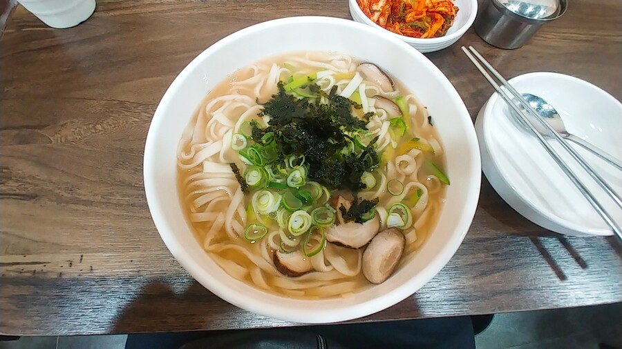폐업해서 가슴 찢어지는 칼국수집 | 음식 갤러리 폐업해서 가슴 찢어지는 칼국수집 | 음식 갤러리 | 루리웹