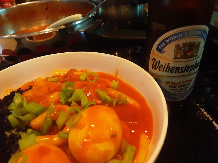 성공한 떡볶이와 논알코올 맥주_3.jpg