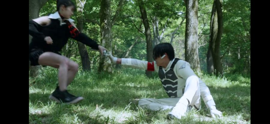 [가면라이더 리바이스] 흔한 일요일 아침 드라마의 싸닥션들_6.jpg