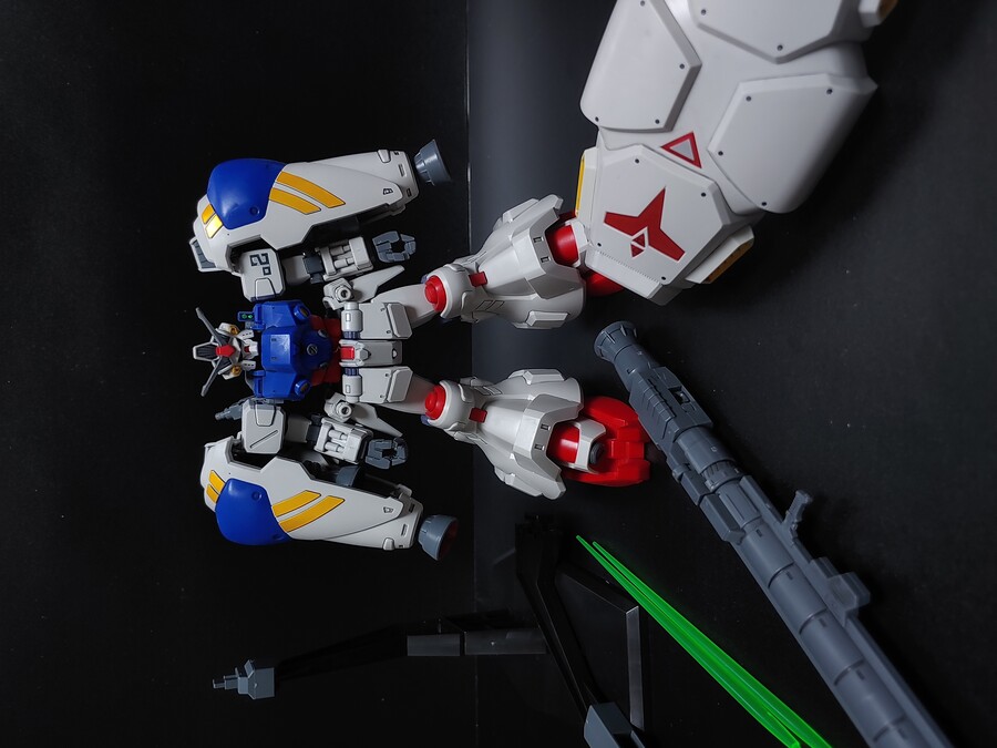 [HGUC] 건담 시작2호기 사이사리스 RX-78GP02A_5.jpg
