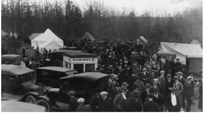 산채로 파묻힌 "플로이드 콜린스"동굴 사망 사건_13.png