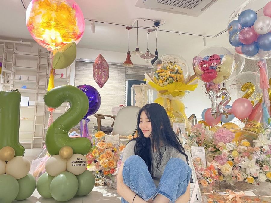 수지 근황 (feat 데뷔 12주년)_8.jpg