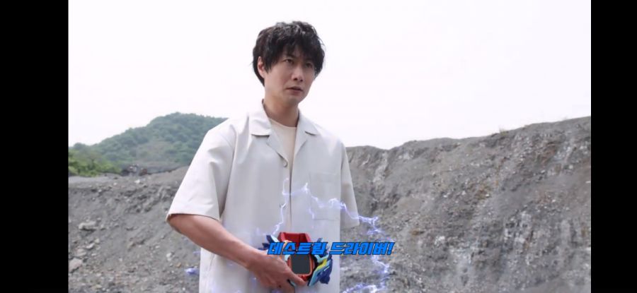 [가면라이더 리바이스] 레거시 베일 파이널 에피소드_21.jpg