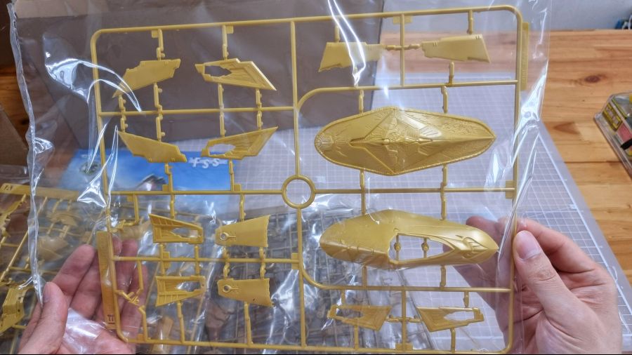 [프리뷰] 보크스 IMS 1/100 나이트 오브 골드 버스터런처 버전_9.jpg