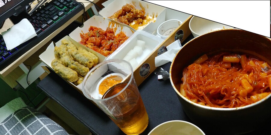 호불호) 정말로 갈릴만한 소재로 들고왔다_12.jpg