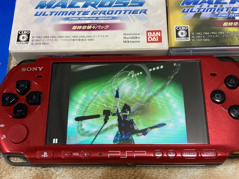 마크로스 1984 팜플렛 & PSP 초시공 냥냥팩 ~_141.jpg