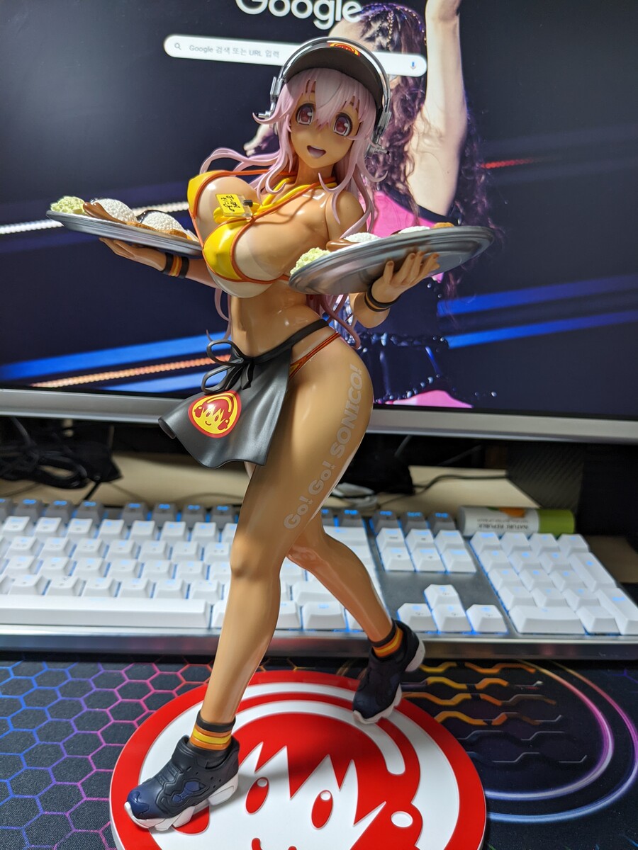 [맥스팩토리] 슈퍼 소니코 비키니 웨이트리스 ver._1.jpg