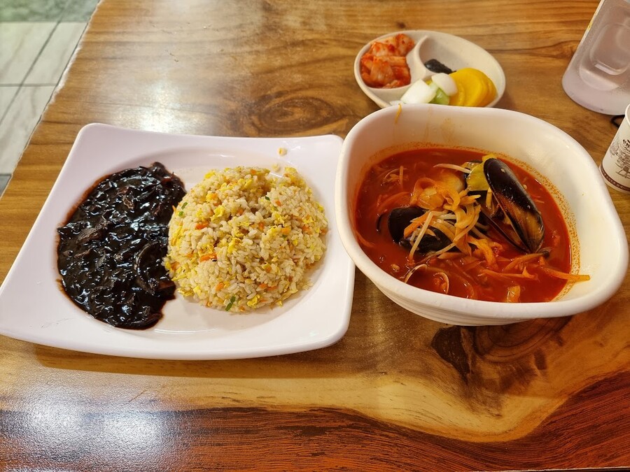 인천) 중식의 도시 인천에서 즐기는 짬뽕밥 8편_1.jpg