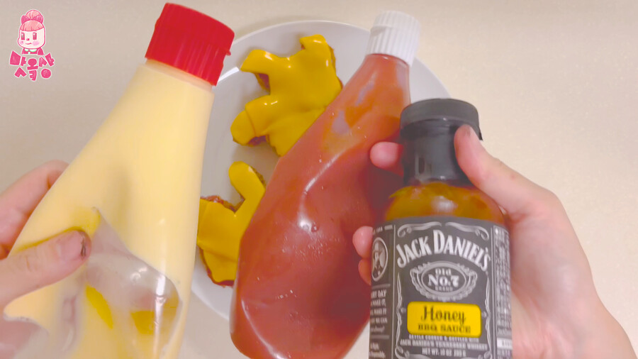 남편에게 피카츄 돈까스(상급자 버전)를 만들어줬습니다_11.jpg