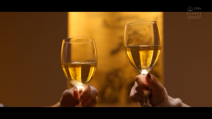 기묘한이야기) 입장을 바꿔주는 남자_1.png