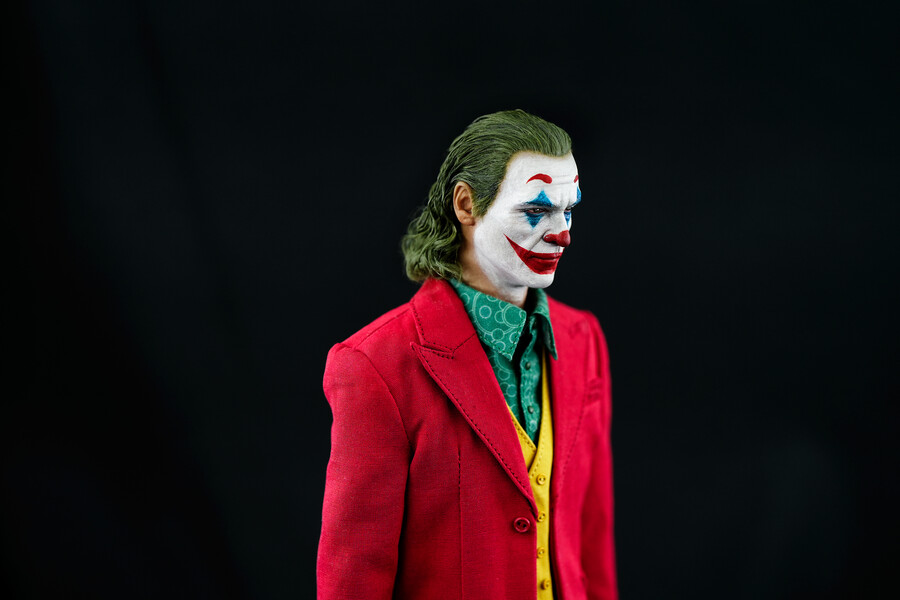[2019 JOKER] 호아킨 피닉스의 조커 12인치 커스텀 사진입니다._22.jpg