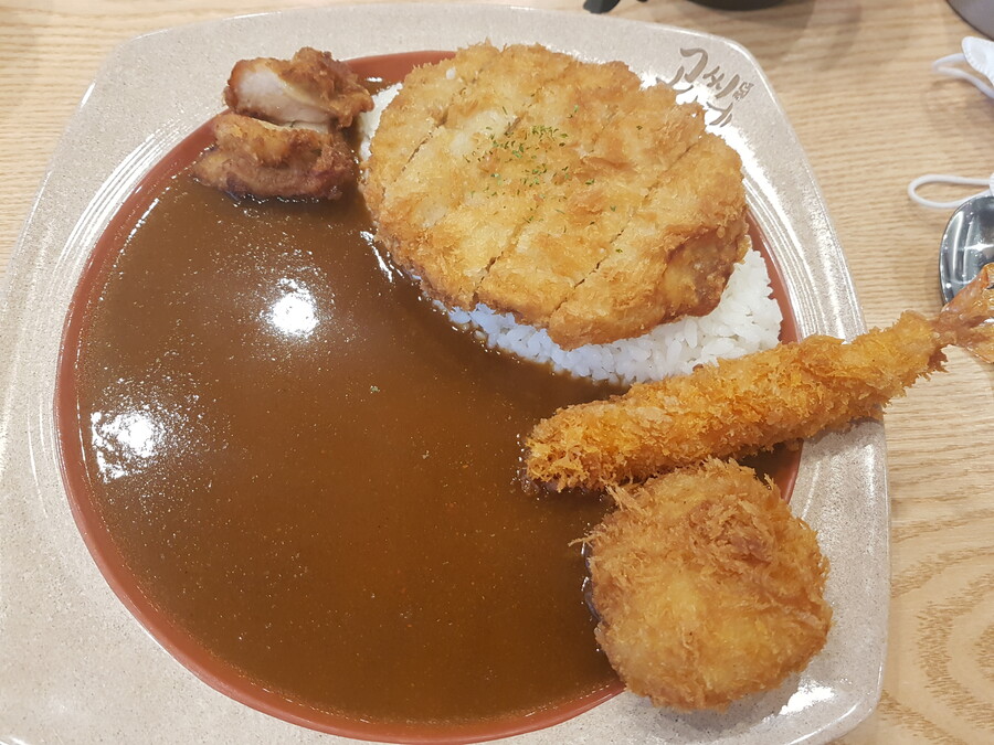 동네 고씨네 카레집을 와봤습니다 | 음식 갤러리 동네 고씨네 카레집을 와봤습니다 | 음식 갤러리 | 루리웹