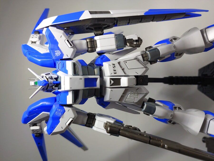 [HGUC] 하이뉴 건담_9.jpg