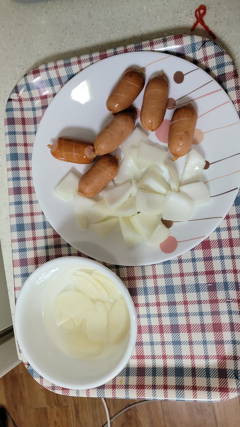 소세지 떡 볶음_1.jpg