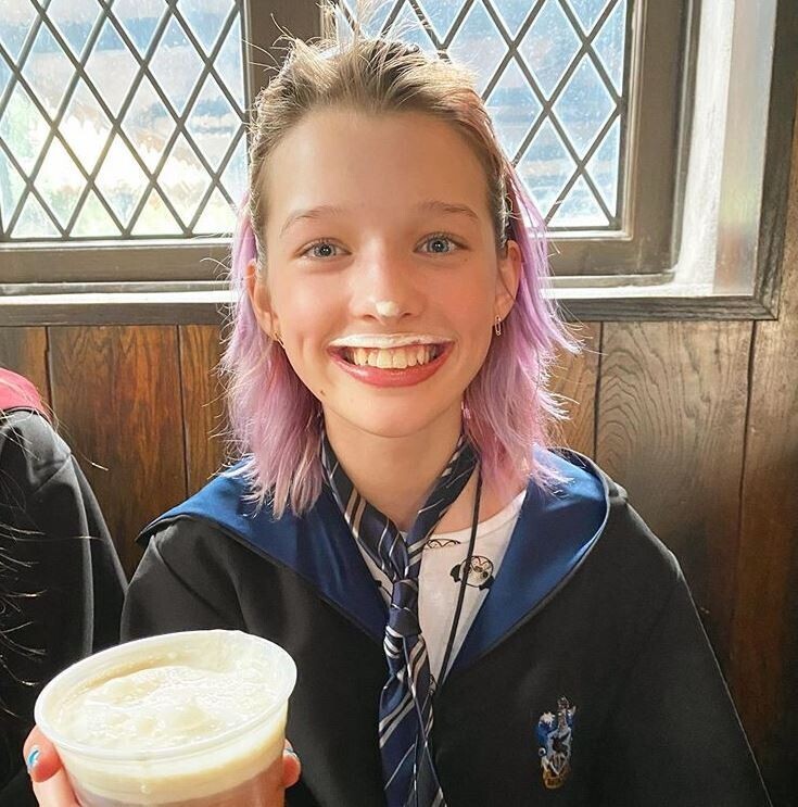 앨리스 프로젝트) 밀라 요보비치 딸 밀라 요보비치_1.jpeg