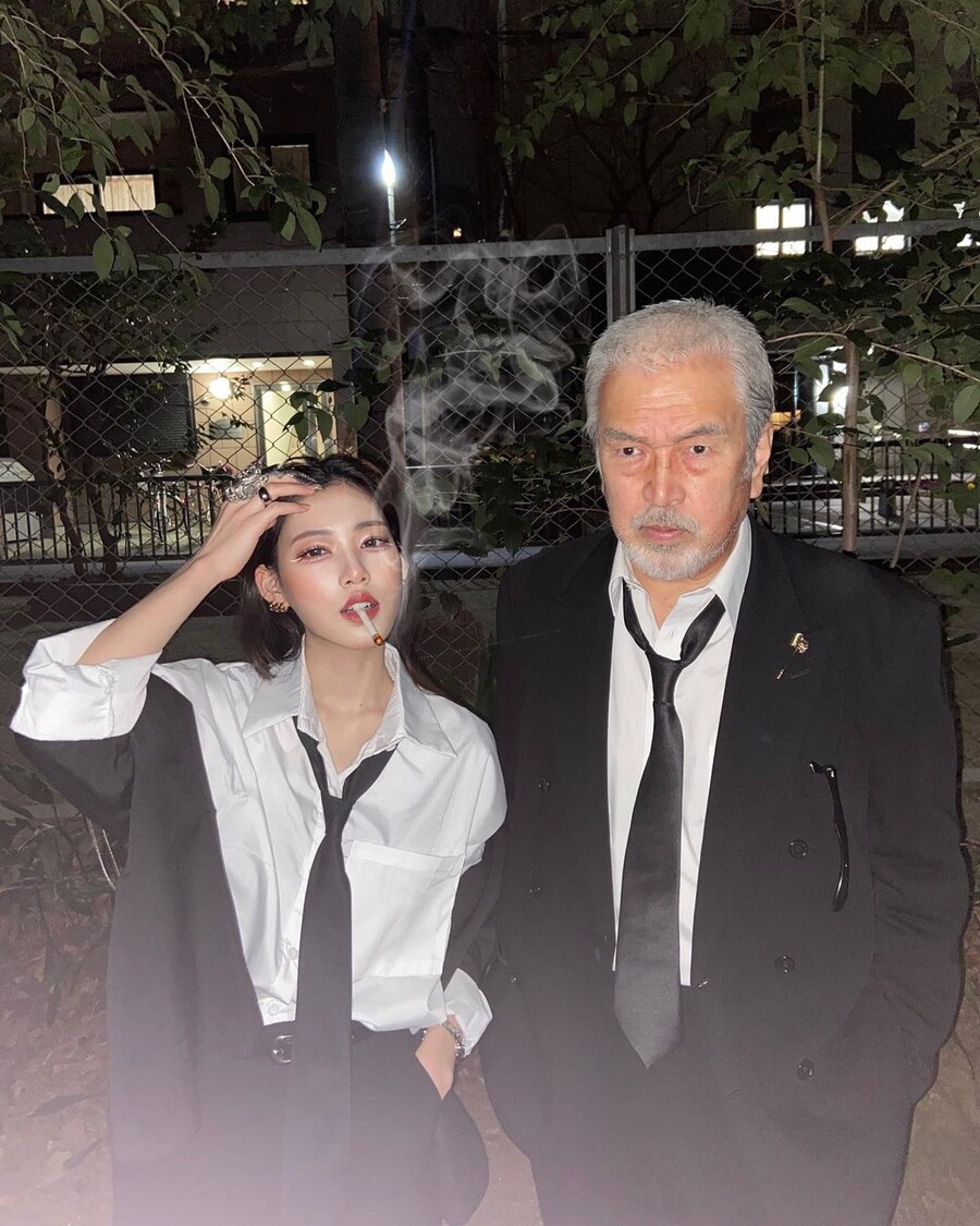 야쿠자 코스프레한 부녀지간.jpg_19.jpg