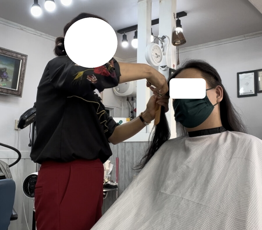 남성 긴 머리, 22개월만에 드디어 기부했습니다._11.png