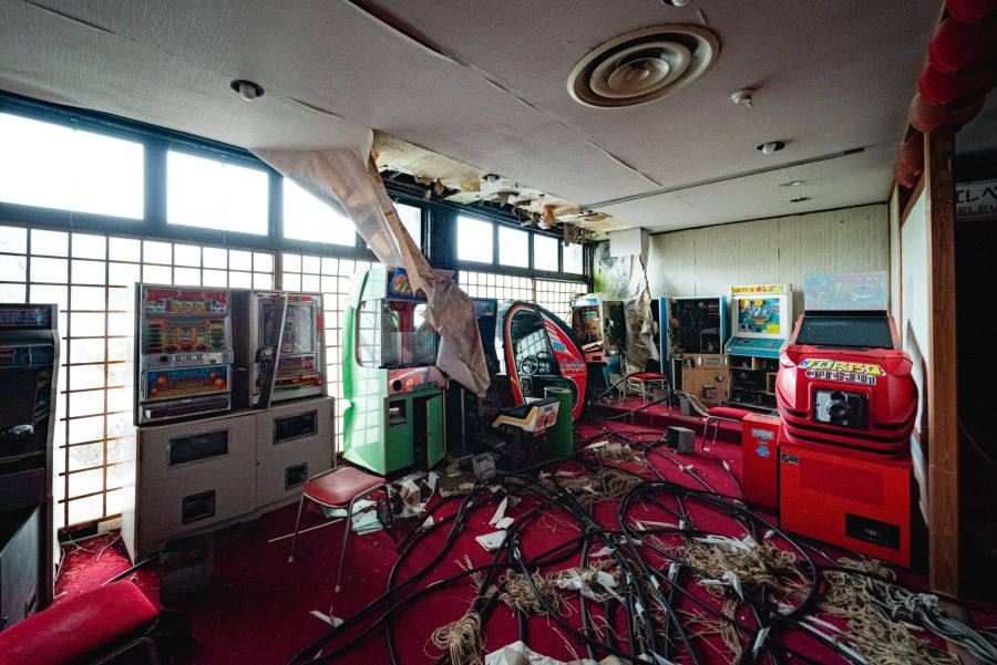 일본, 폐업한 여관(료칸)의 오락실♨️🕹️_3.jpg