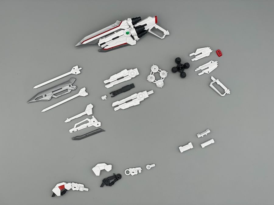 HG 1/144 아스트레이 레드 드래곤 샘플 소개_9.jpg