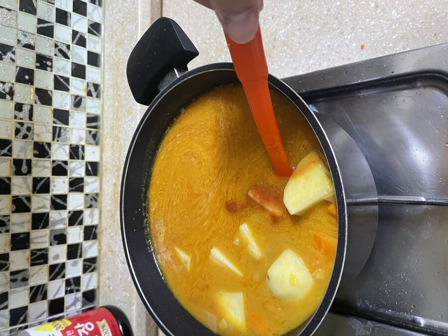 모쏠이 만든 카레는 코가손 해병님 해병카레를 이긴다_23.jpeg