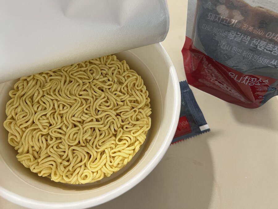 4800원 컵라면_2.jpeg