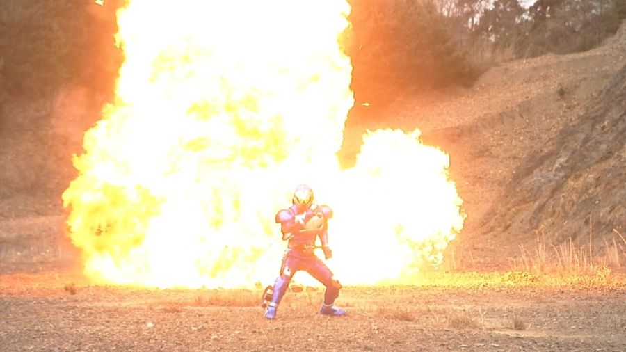 [가면라이더 더블, 드라이브] 고화력 광역기 vs 고속이동_18.jpg