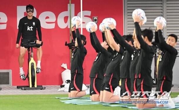 축구) 손흥민 근황_1.jpg