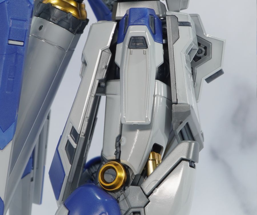 RG 하이뉴 건담 [티타늄 피니시] 해외 리뷰_46.jpg