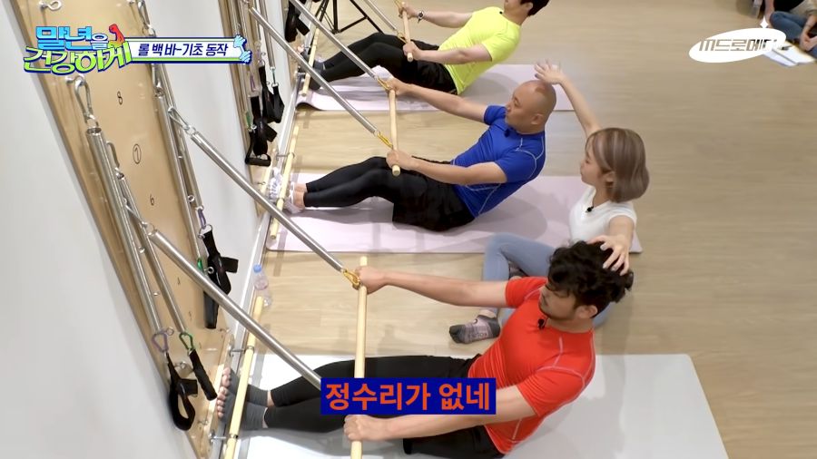 양말벗겨진 주호민_3.png