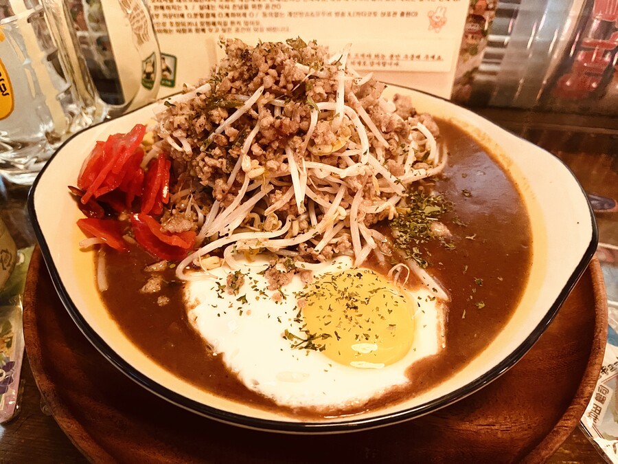카레에 숙주?! 일본 가정식 카레 홍대 카타코토_10.jpeg