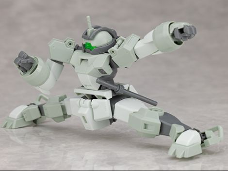 HG 1/144 데미 트레이너 해외 리뷰_34.jpg