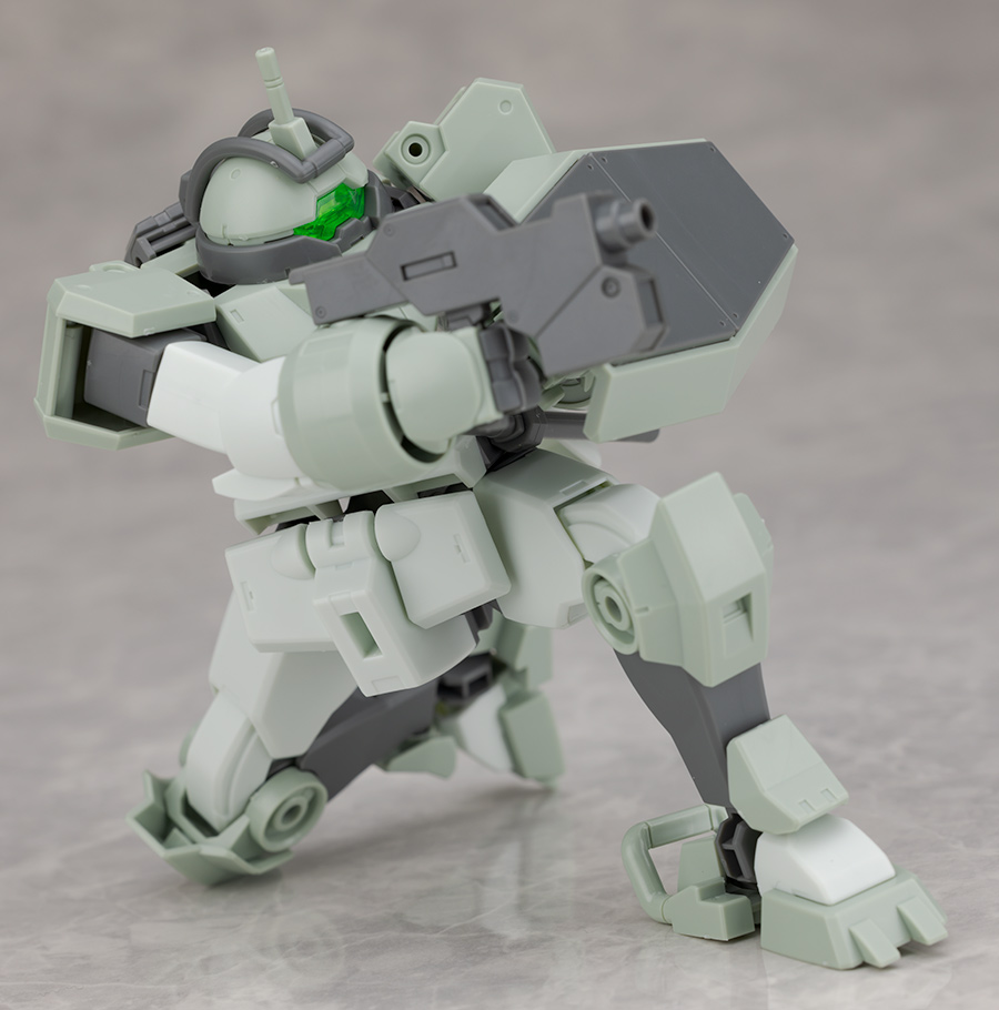 HG 1/144 데미 트레이너 해외 리뷰_45.jpg