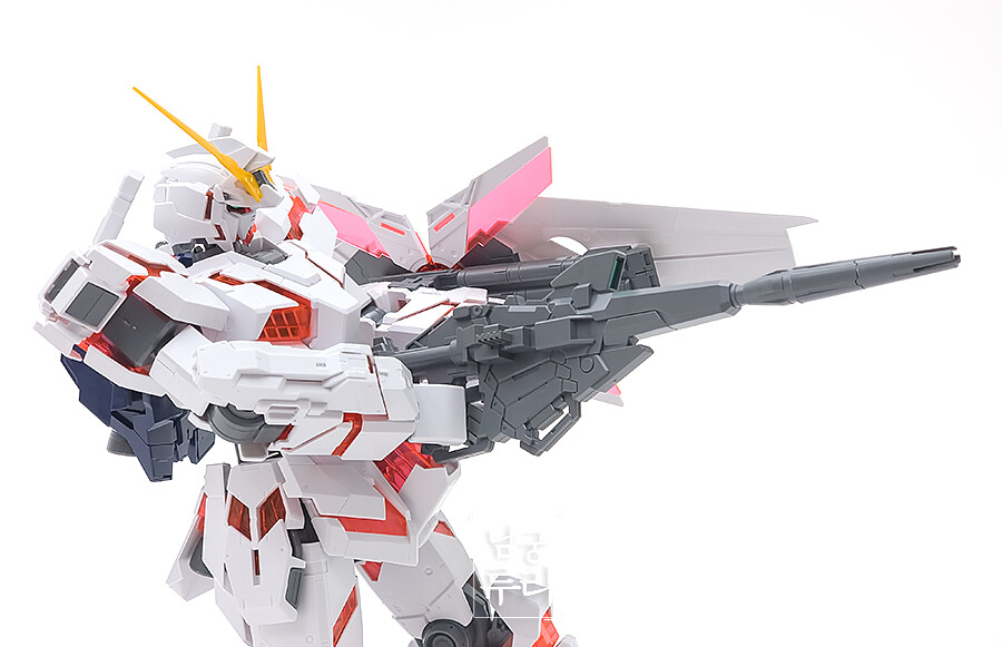 (스압) 건프라 뉴비 남궁루리의 네 번째 완성작, 유니콘 건담 메가사이즈 (DM)_24.jpg